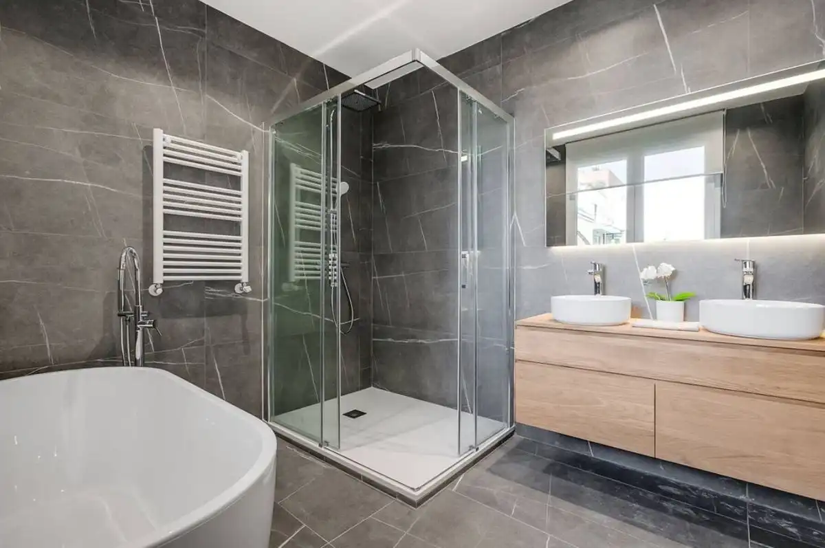 Baño de Piso de alquiler en Madrid con Aire acondicionado, Calefacción y Terraza