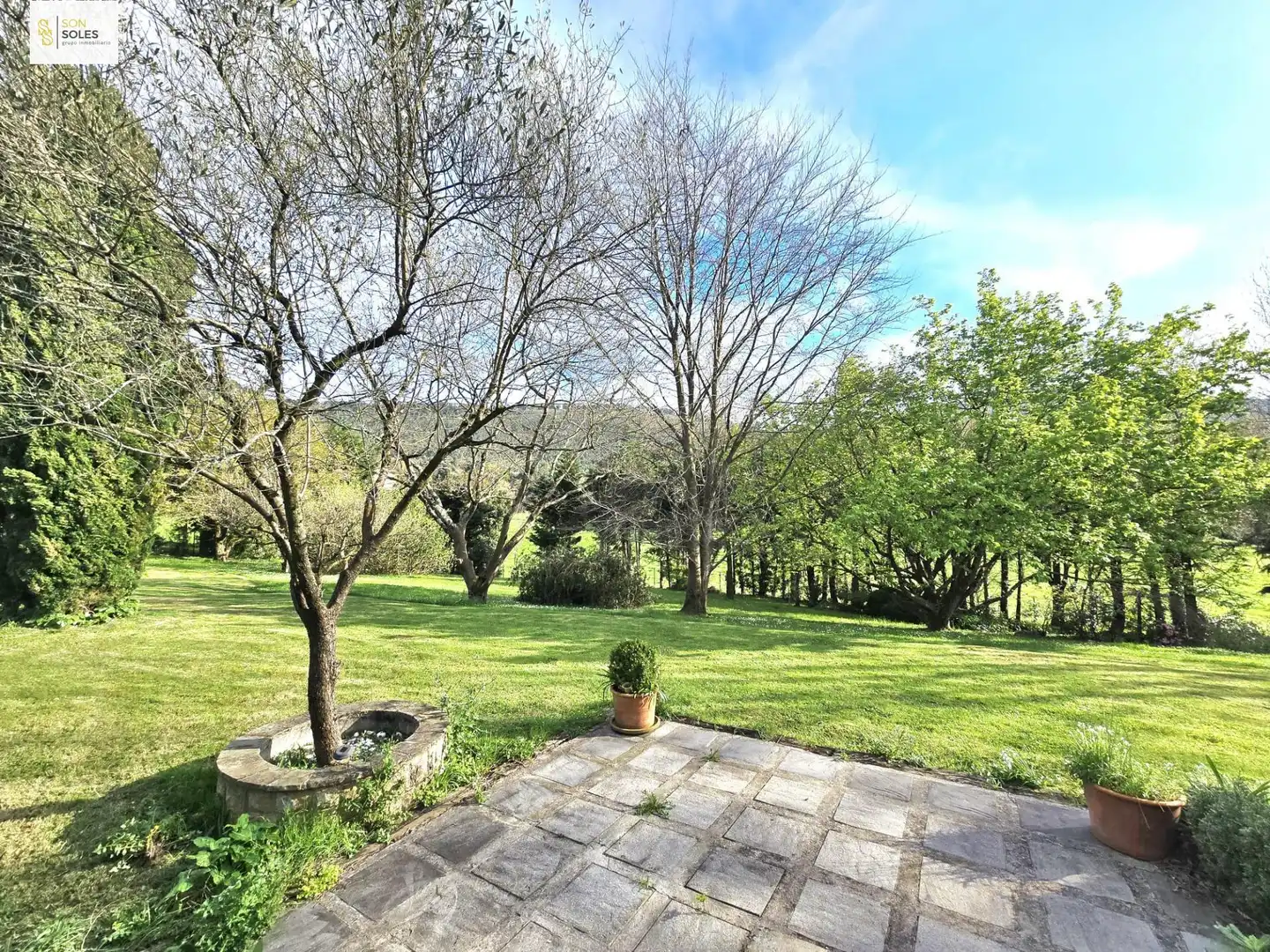 Jardí de Casa o xalet en venda en Villaescusa (Cantabria) amb Jardí privat, Terrassa i Traster