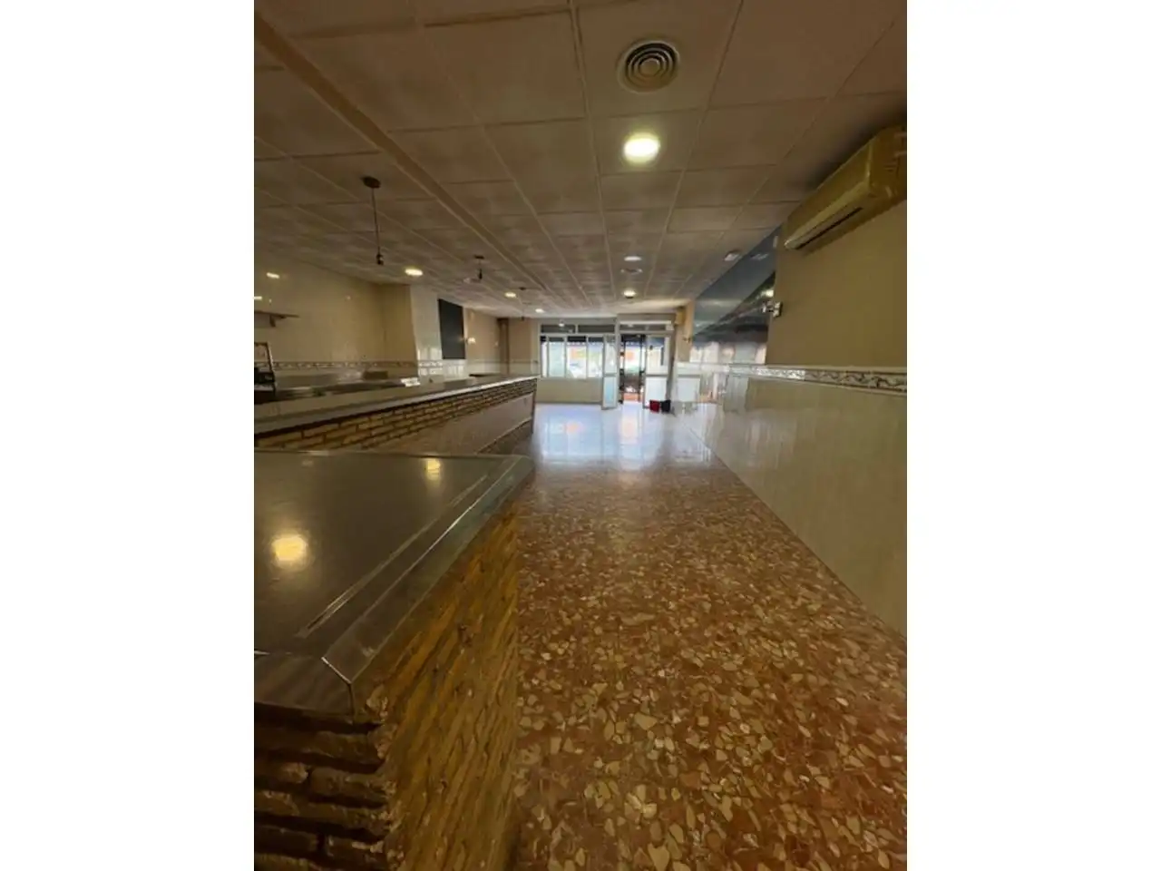 Küche von Geschaftsraum zum Verkauf in Huelva