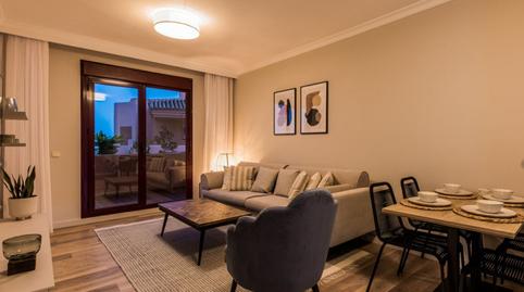 Foto 2 de Pis en venda a Paraiso - Barronal, Estepona