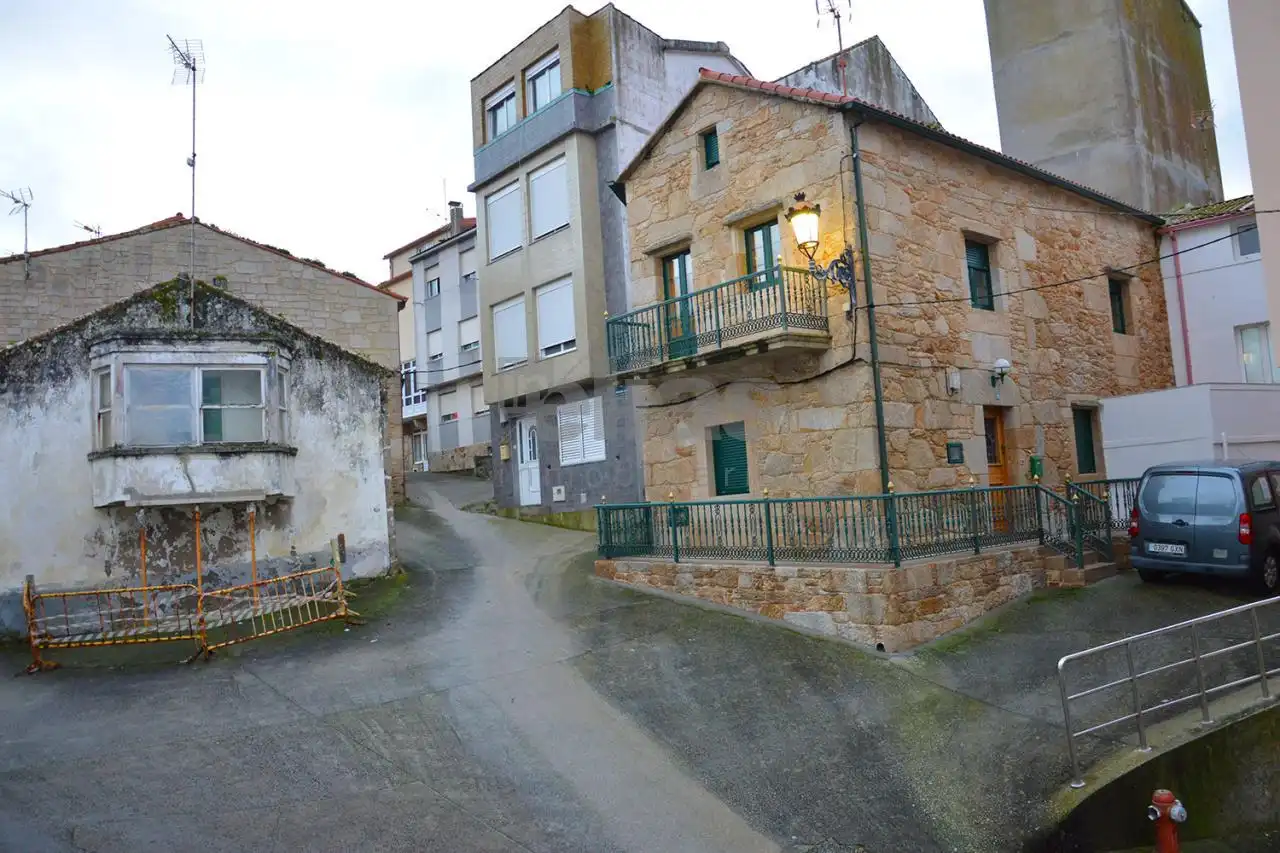 Exterior view of Houses for sale in Laxe