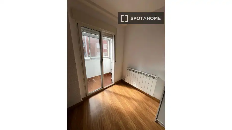 Room in Zaragoza, Zaragoza