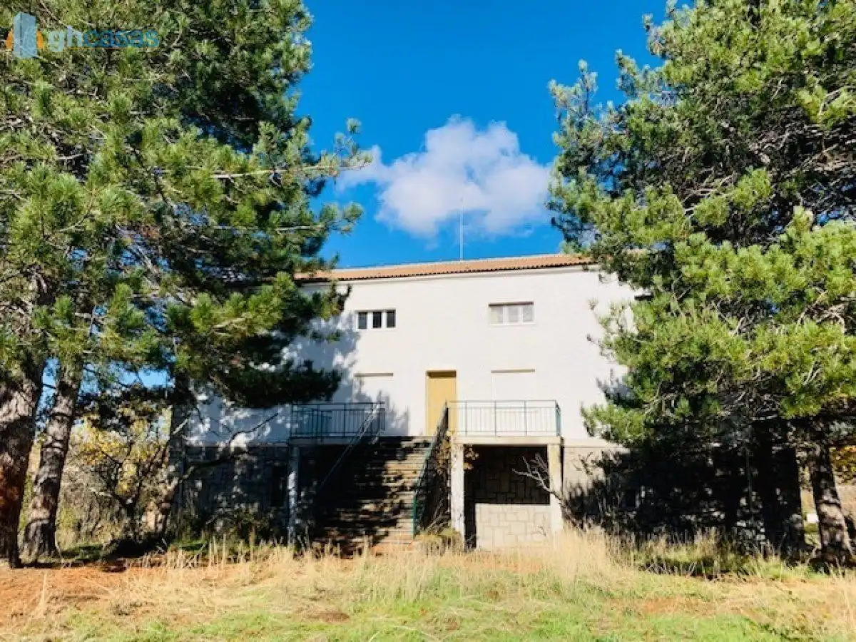 Vista exterior de Casa o chalet en venta en Becedas
