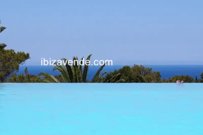 Xalet amb piscina en venda a Cala Salada, imagen 2