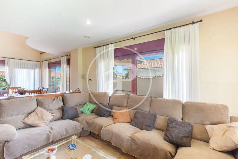 Sala de estar de Casa o chalet en venta en Sagunto / Sagunt con Aire acondicionado, Calefacción y Jardín privado
