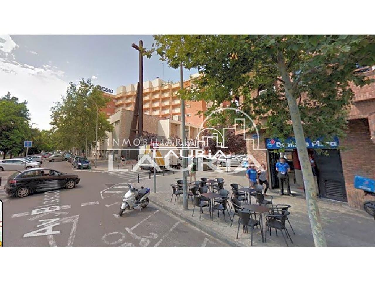 Vista exterior de Local en venda en  Valencia Capital