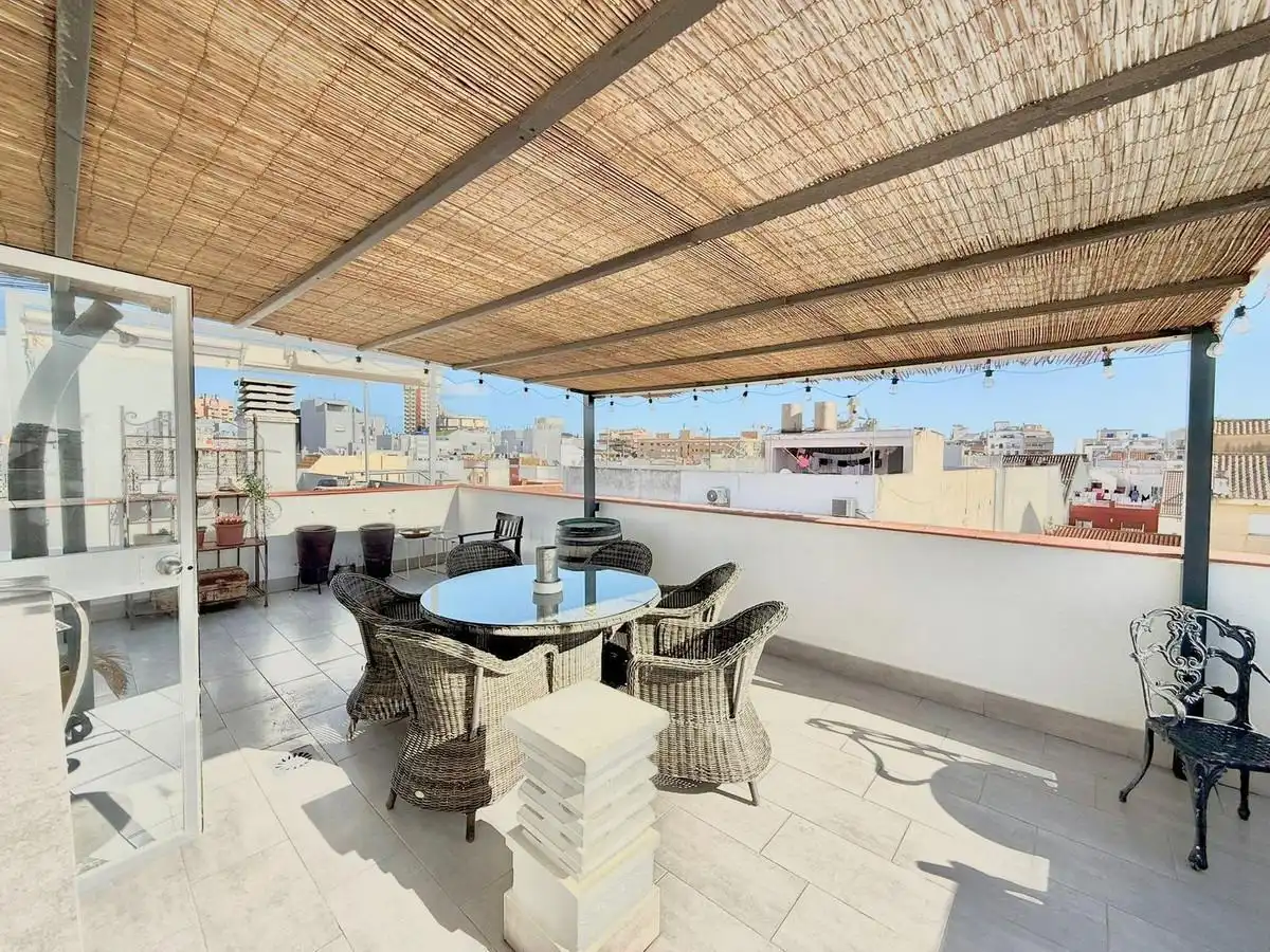 Ático con ascensor en venta en Puerto Deportivo, imagen 2