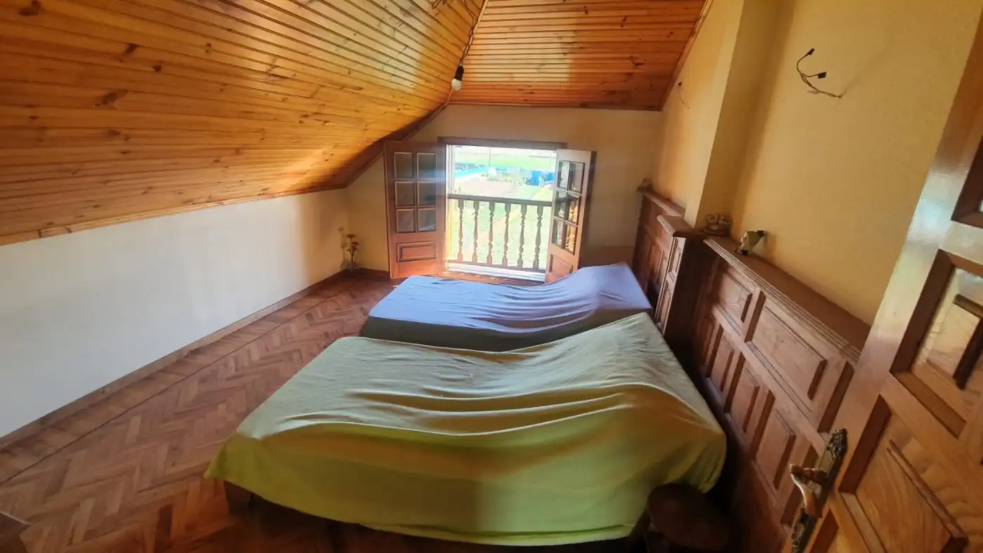 Dormitori de Casa o xalet en venda en Ponferrada amb Calefacció, Jardí privat i Terrassa