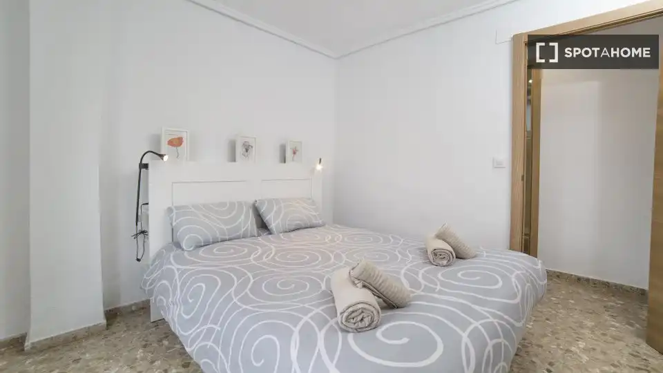Habitación en El Cabanyal - El Canyamelar