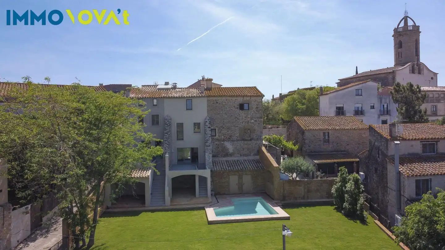 Adossat amb piscina en venda a Carrer Major, imagen 7