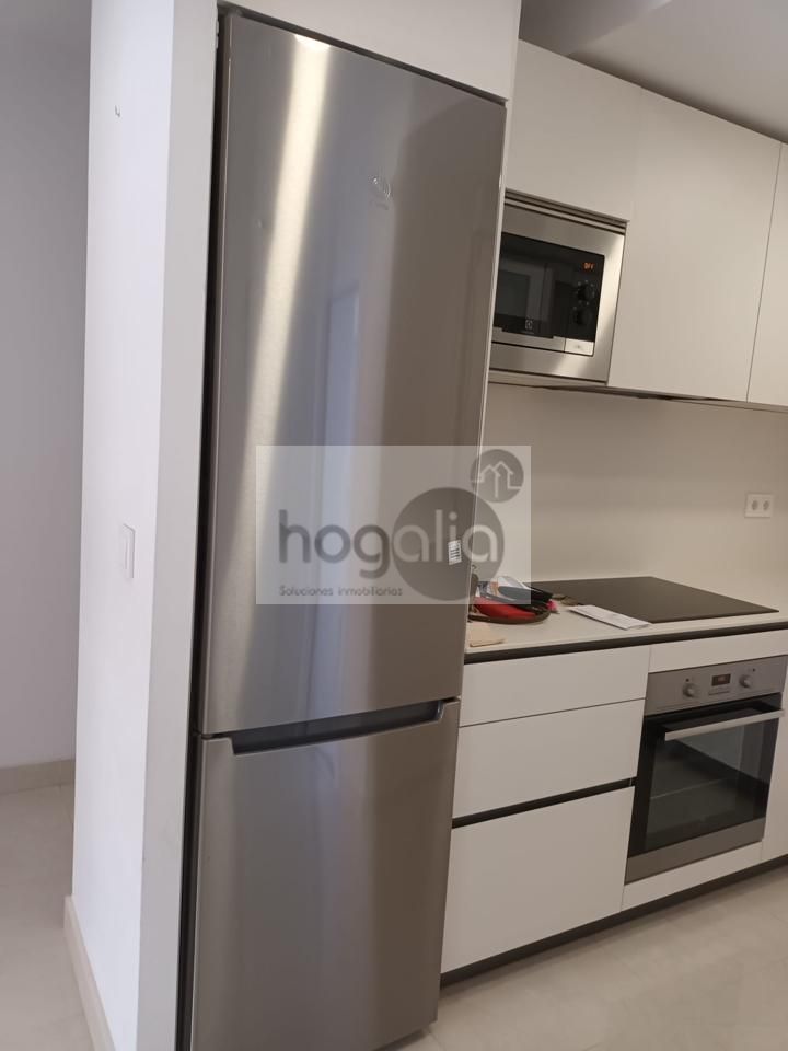 Kitchen of Flat to rent in  Sevilla Capital  with Air Conditioner and Terrace