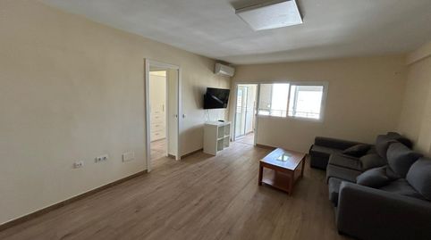Foto 5 de Piso en venta en Avenida Sánchez Pizjuan, El Torrejón - El Cerezo, Sevilla Capital