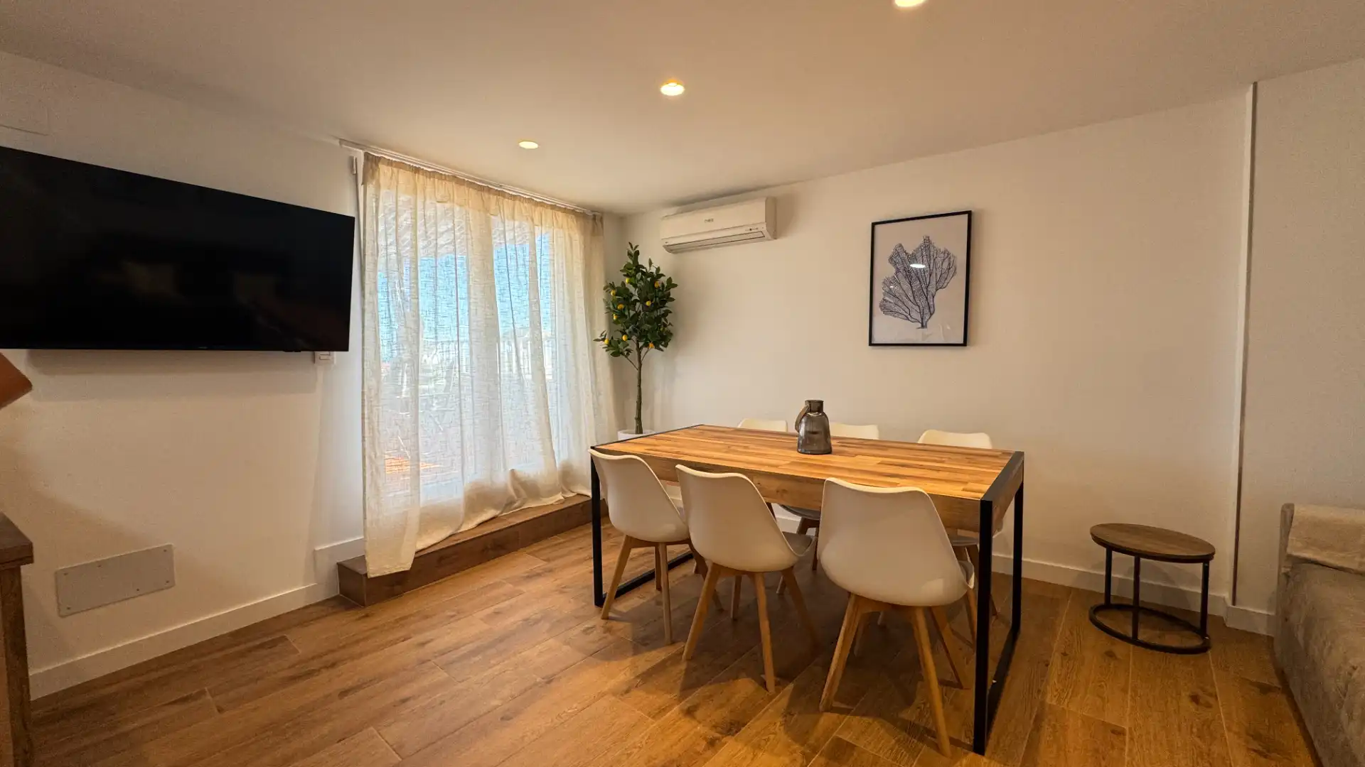 Esszimmer von Wohnung zur Miete in Motril mit Klimaanlage, Parkett und Terrasse