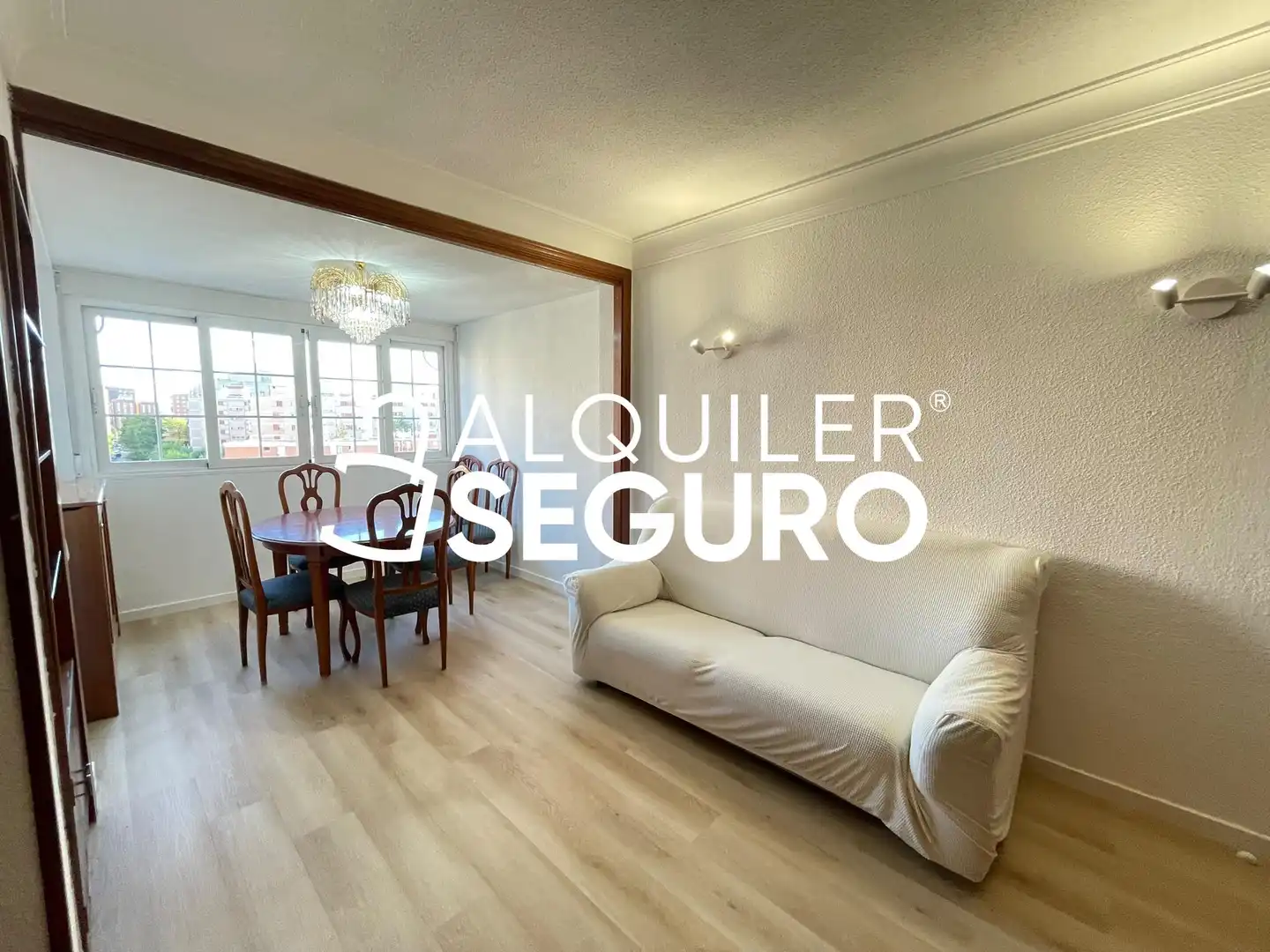 Wohnzimmer von Wohnung zur Miete in Madrid mit Heizung, Abstellraum und Möbliert