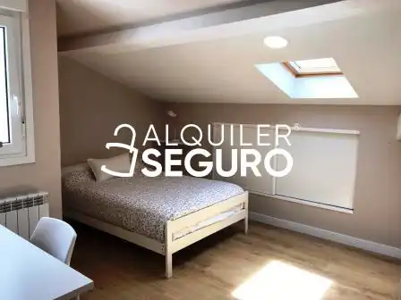 Bedroom of Flat for rent in Vitoria - Gasteiz  with Heating and Furnished