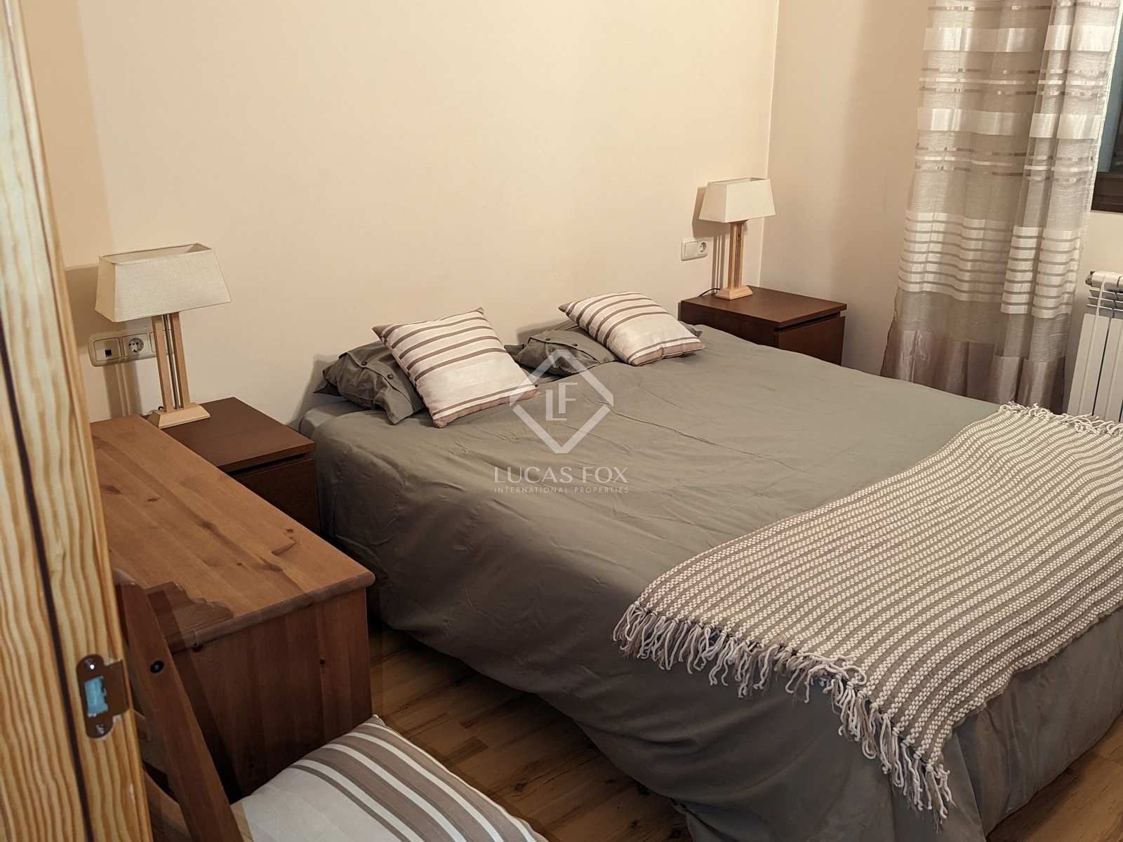 Habitación de Ático en venta en Canillo con Parquet, Amueblado y Balcón