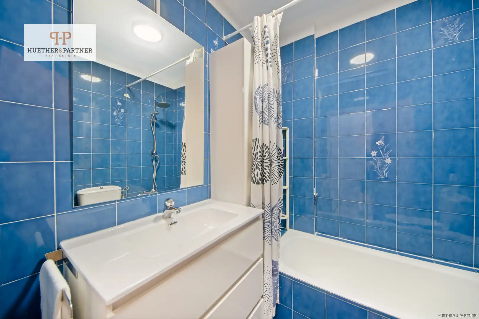 Bathroom of Flat for sale in Manacor  with Air Conditioner and Heating