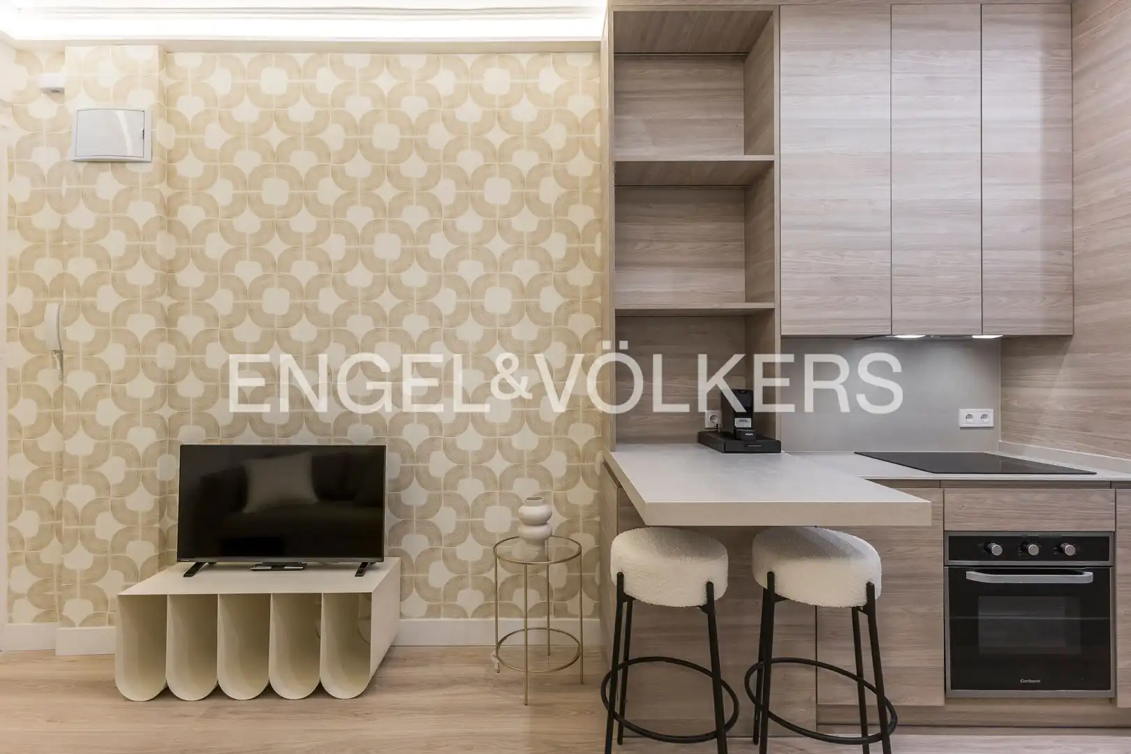 Living room of Flat for sale in Madrid  with Air Conditioner and Heating