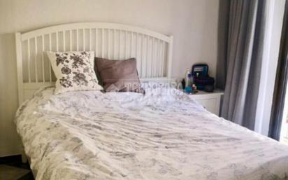 Bedroom of Flat for sale in  Granada Capital  with Air Conditioner