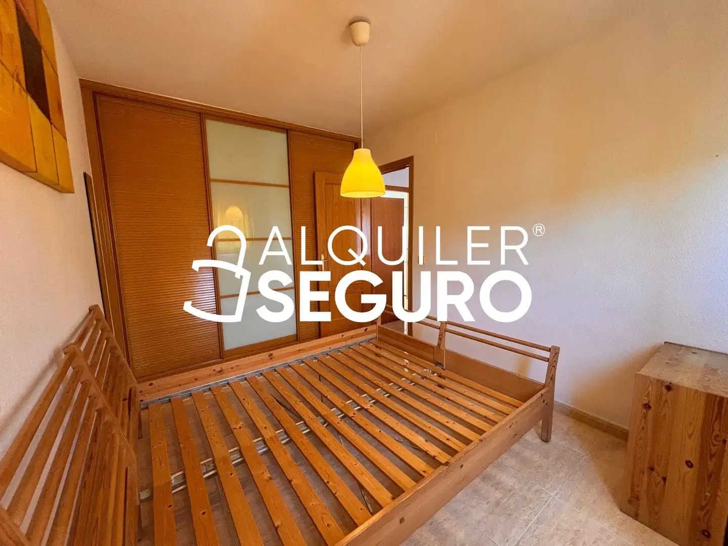 Schlafzimmer von Wohnung zur Miete in Madrid mit Klimaanlage, Heizung und Möbliert