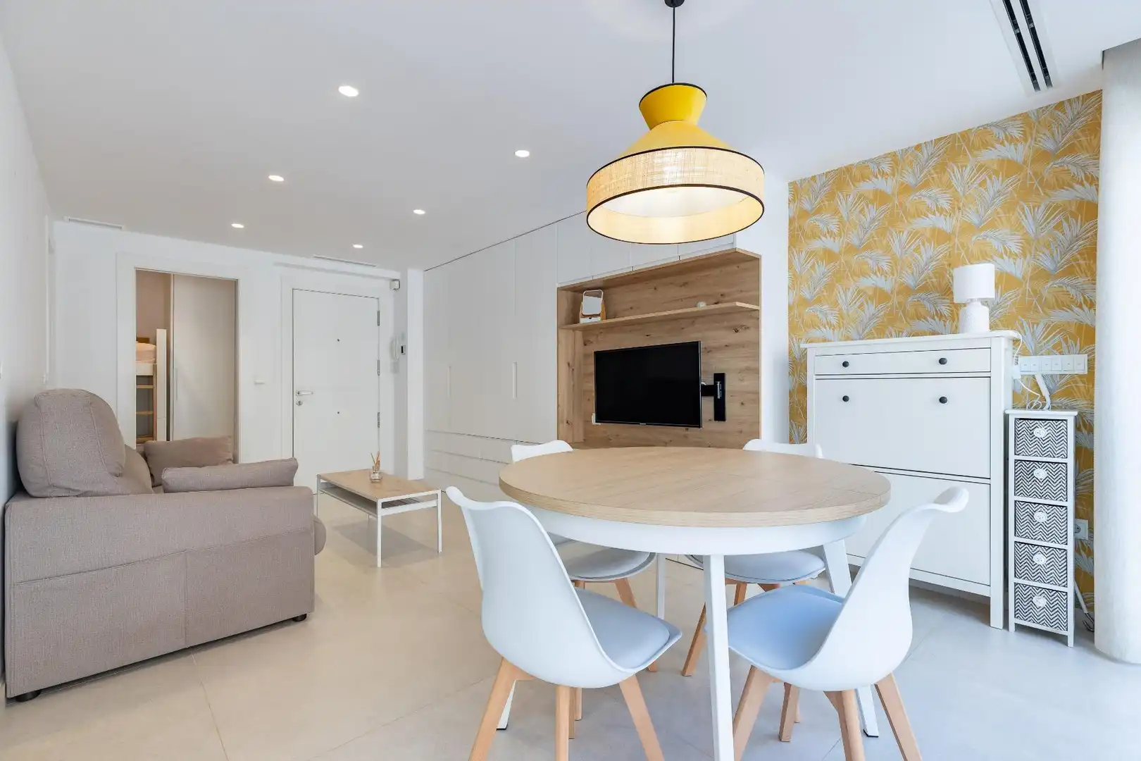 Apartamento con piscina en venta en Avenida de la Ciudad de Castellón, imagen 2