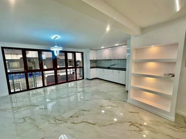 Piso con ascensor en venta en Calle de Berenguer de Marquina
