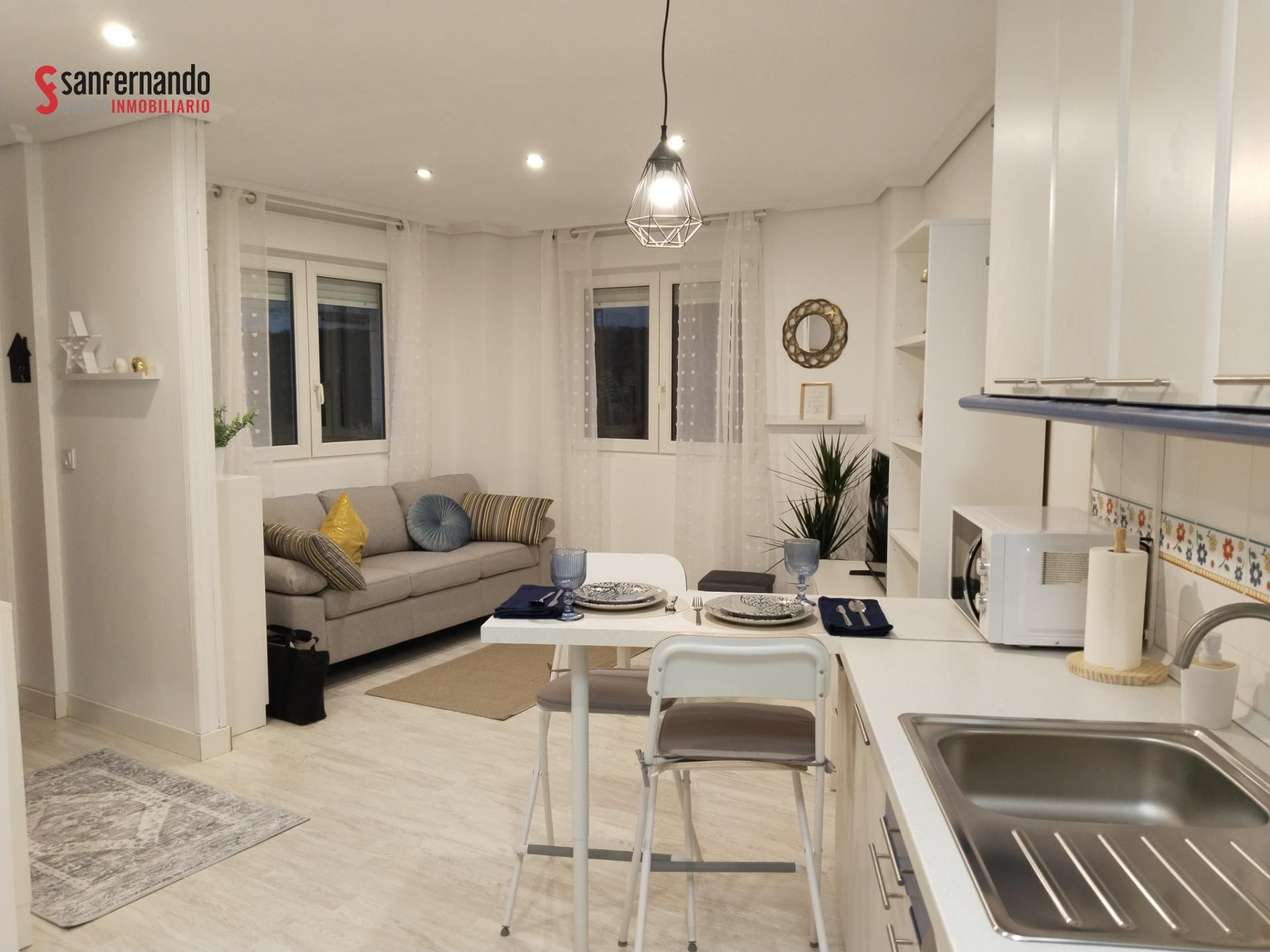 Living room of Flat to rent in Torrelavega   with Heating and Terrace