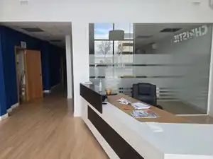 Nave industrial en alquiler en Urbanización Este - Montepríncipe
