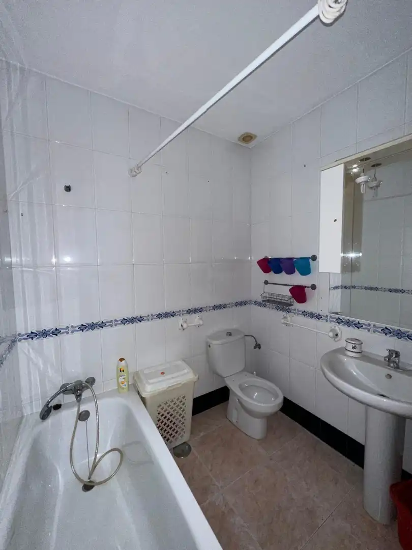 Baño de Piso en venta en Carmona con Aire acondicionado, Calefacción y Amueblado