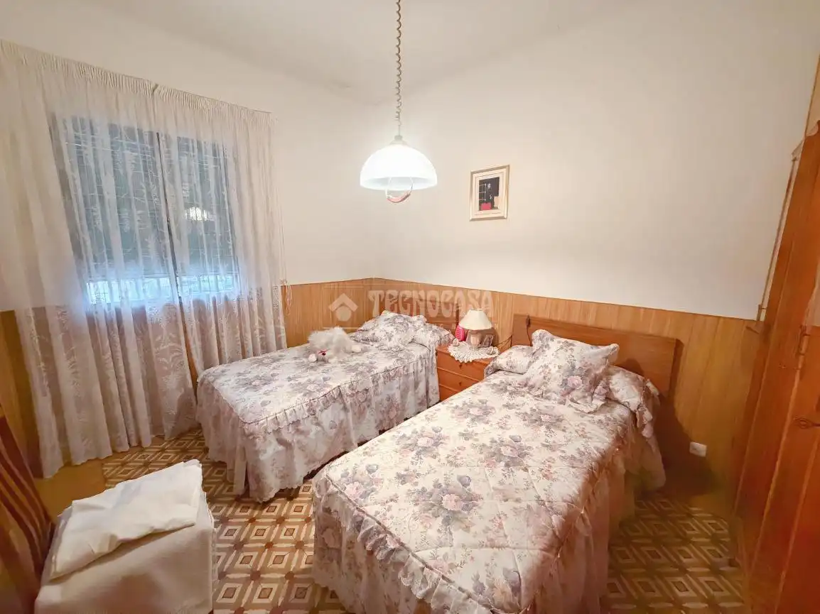 Habitación de Residencial en venta en  Madrid Capital