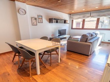 Apartamento en venta en Avinguda dels Pirineus 32