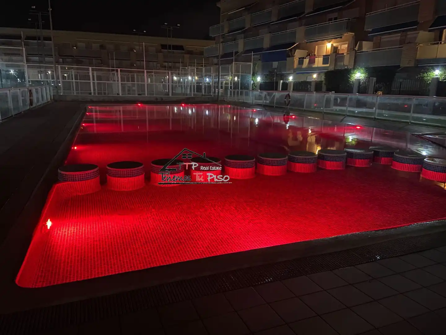 Piscina de Apartament en venda en Benicarló amb Aire condicionat, Calefacció i Terrassa
