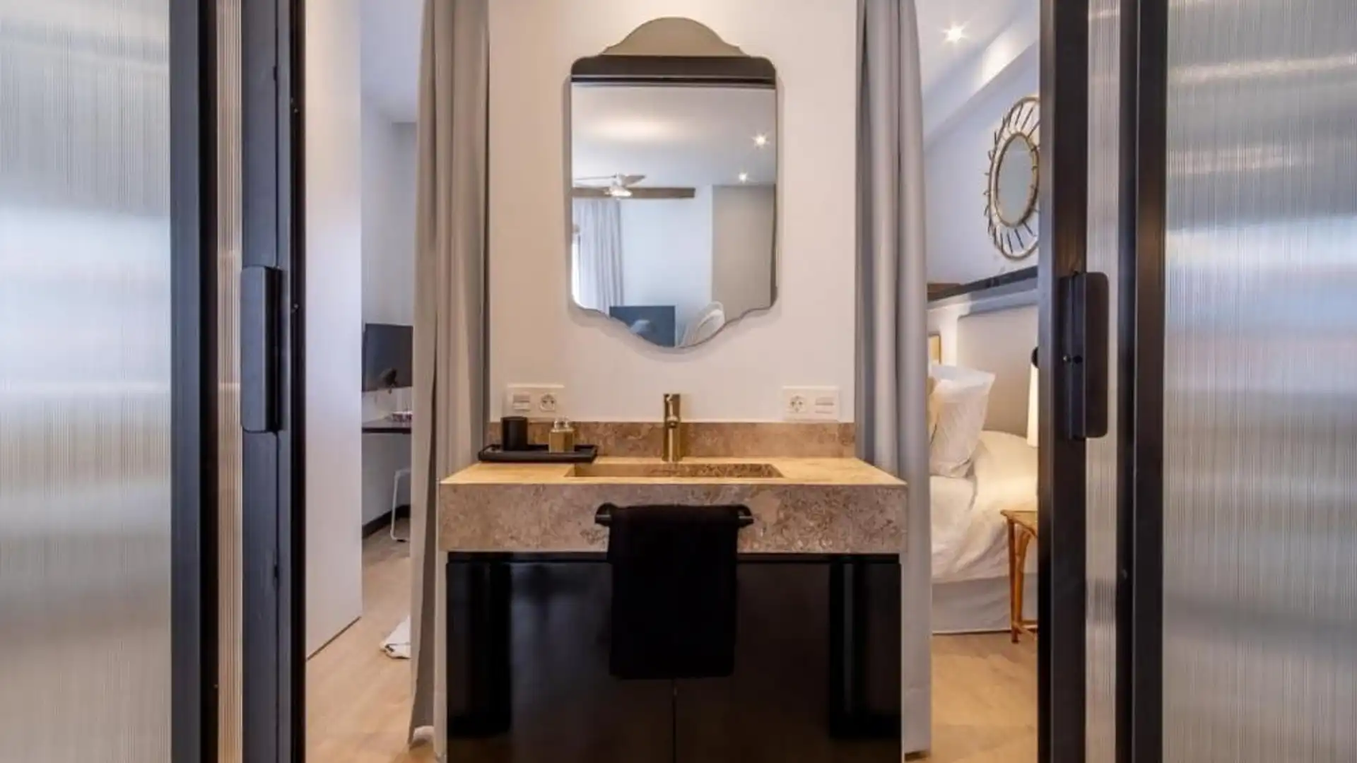 Bathroom of Flat for rent in Granollers  with Air Conditioner, Furnished and Pets allowed