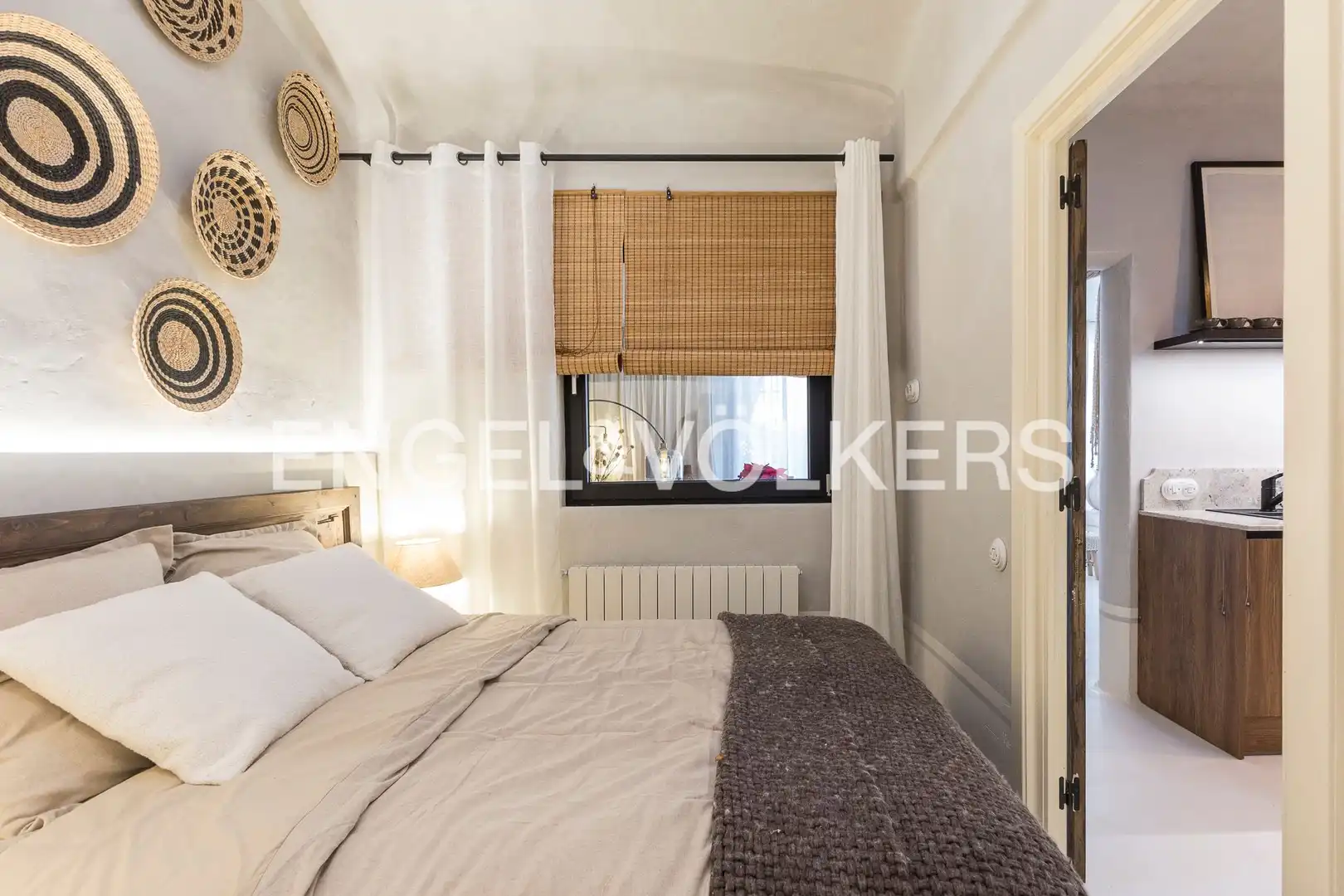 Attic for sale in Sants