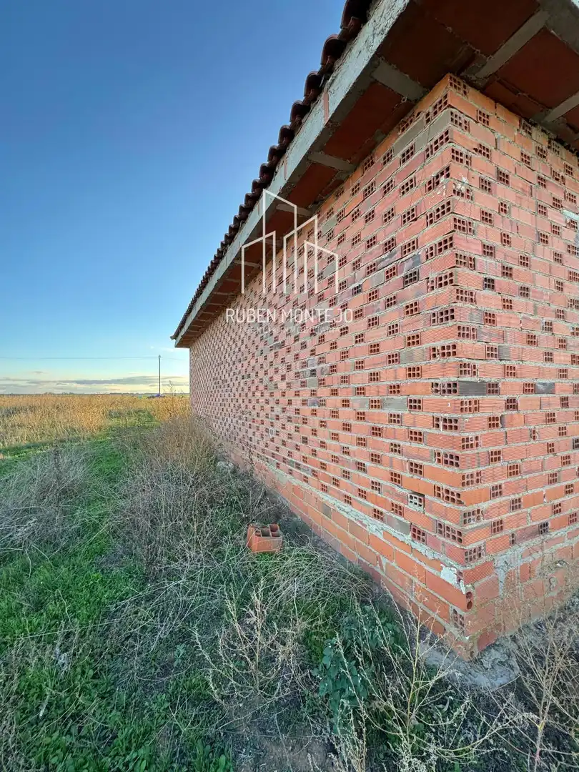 Exterior view of Land for sale in Espino de la Orbada