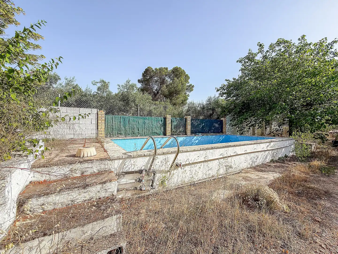 Schwimmbecken von Country house zum Verkauf in Biar