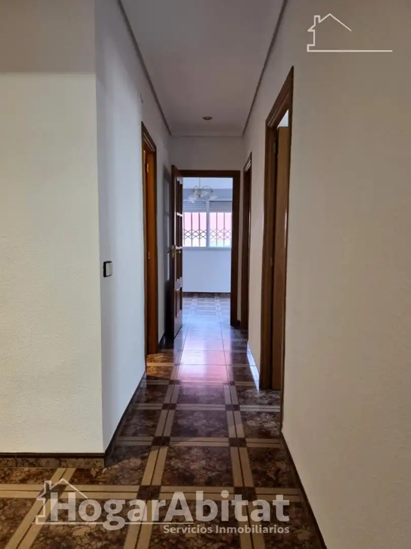 Flat for sale in Valencia  with Air Conditioner, Heating and Terrace