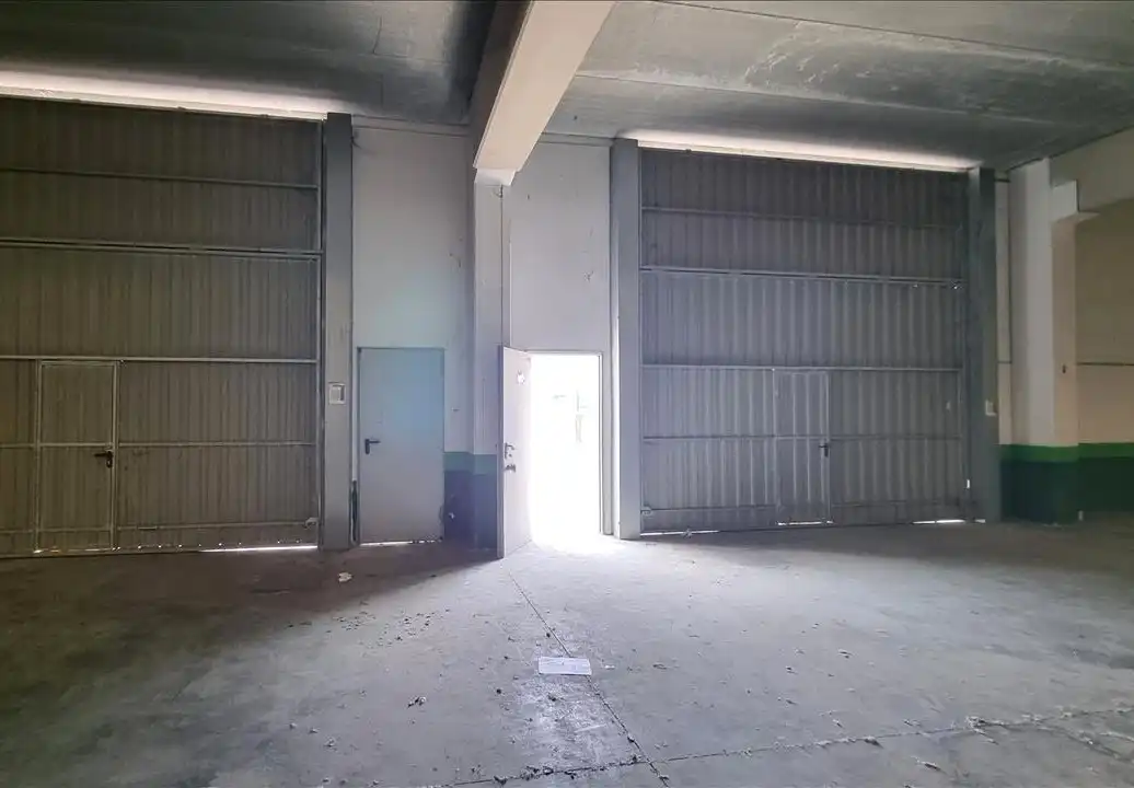 Industrial building for sale in Borderea CRT, imagen 2