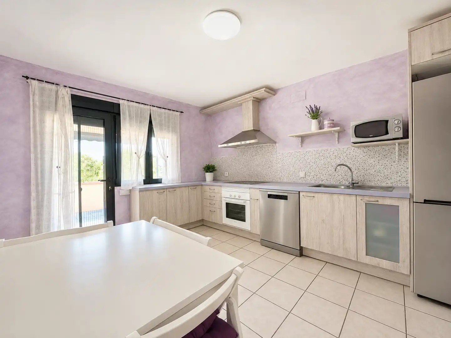 Cocina de Casa o chalet en venta en Nuevo Baztán con Aire acondicionado, Calefacción y Jardín privado