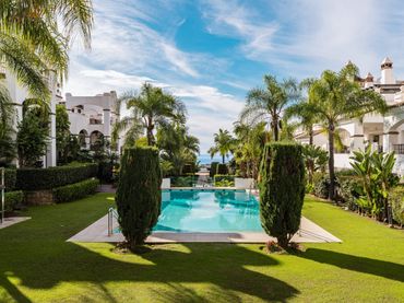 Apartament amb piscina en venda a Milla de Oro