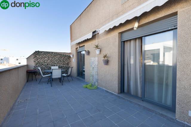 Ático en Venta en Calle de Palencia, 23 en Las Tres Cruces