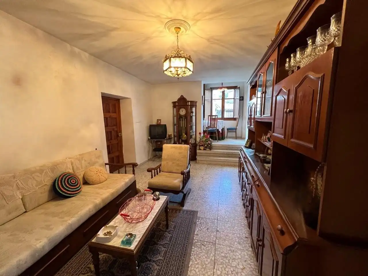 Sala d'estar de Finca rústica en venda en Ourense Capital  amb Jardí privat, Terrassa i Moblat