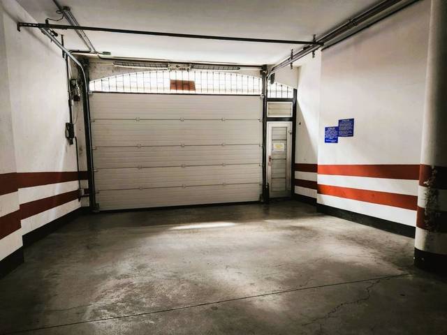 Garaje en Venta en Schamann - Rehoyas