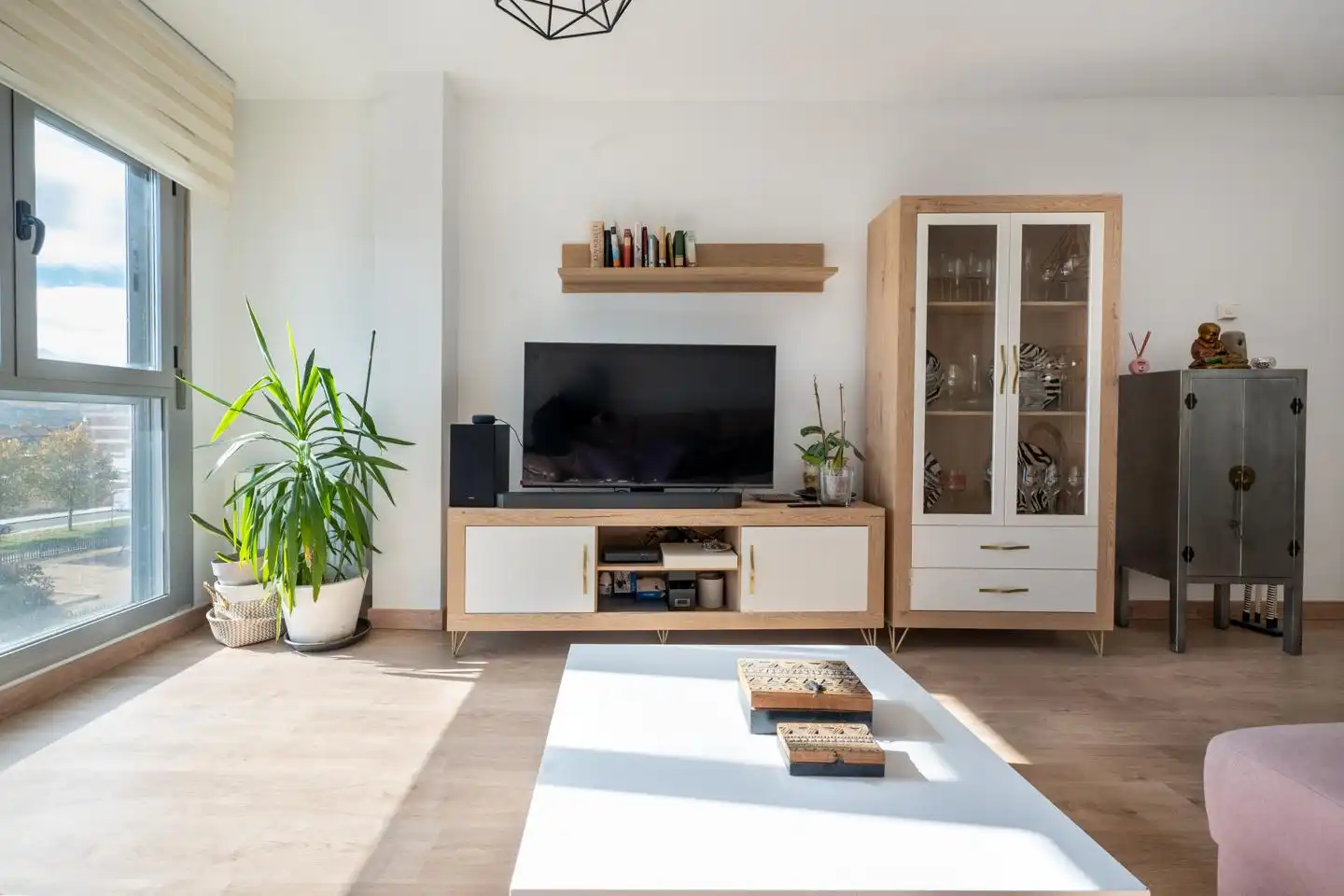 Sala de estar de Piso en venta en Ávila con Calefacción, Trastero y Amueblado