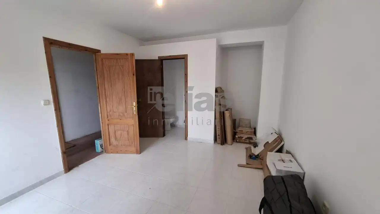 Bedroom of Flat for rent in Vimianzo  with Heating, Storage room and Furnished