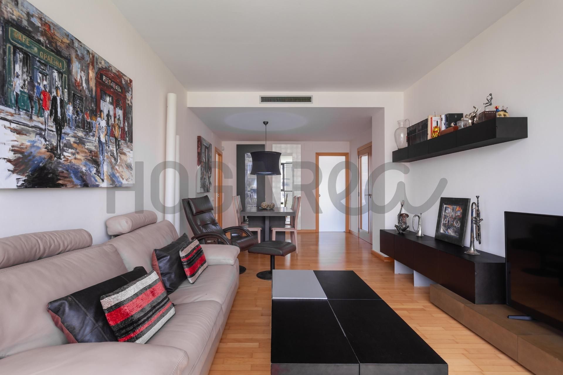 Sala d'estar de Pis en venda en  Barcelona Capital amb Aire condicionat, Calefacció i Parquet