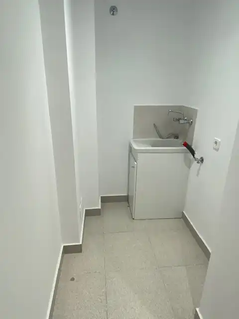 Bathroom of Flat for rent in Berga  with Heating, Parquet flooring and Oven