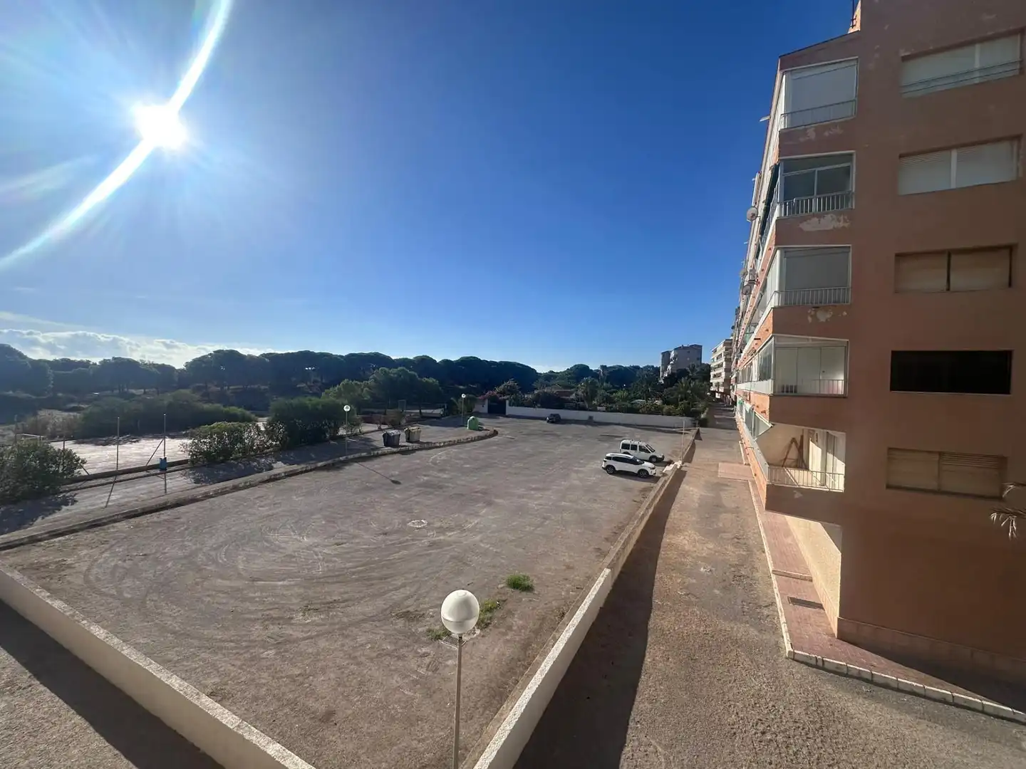 Aparcament de Estudi en venda en El Moncayo - El Pòrtic