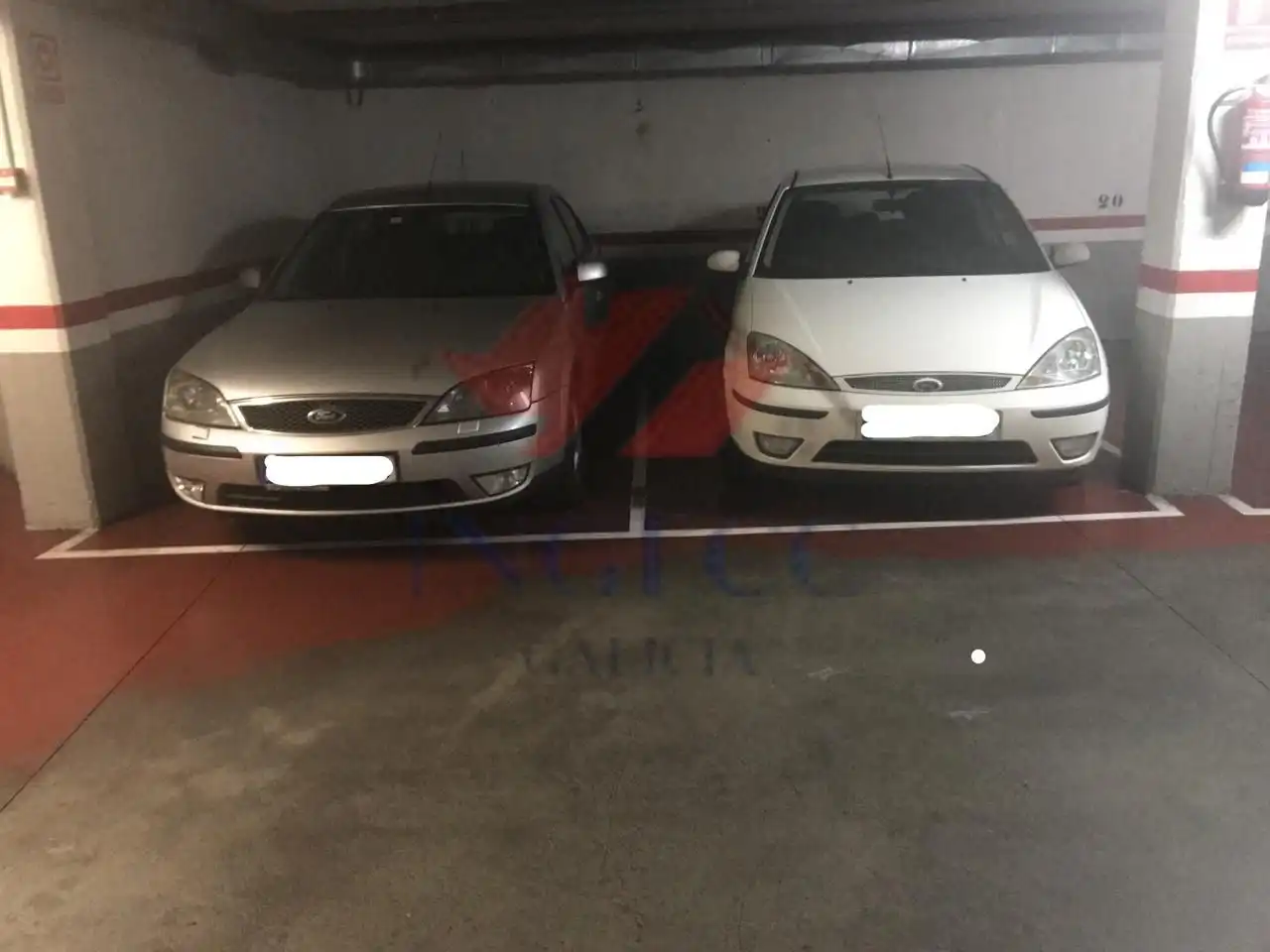 Parking de Piso en venta en Miño con Calefacción, Parquet y Terraza