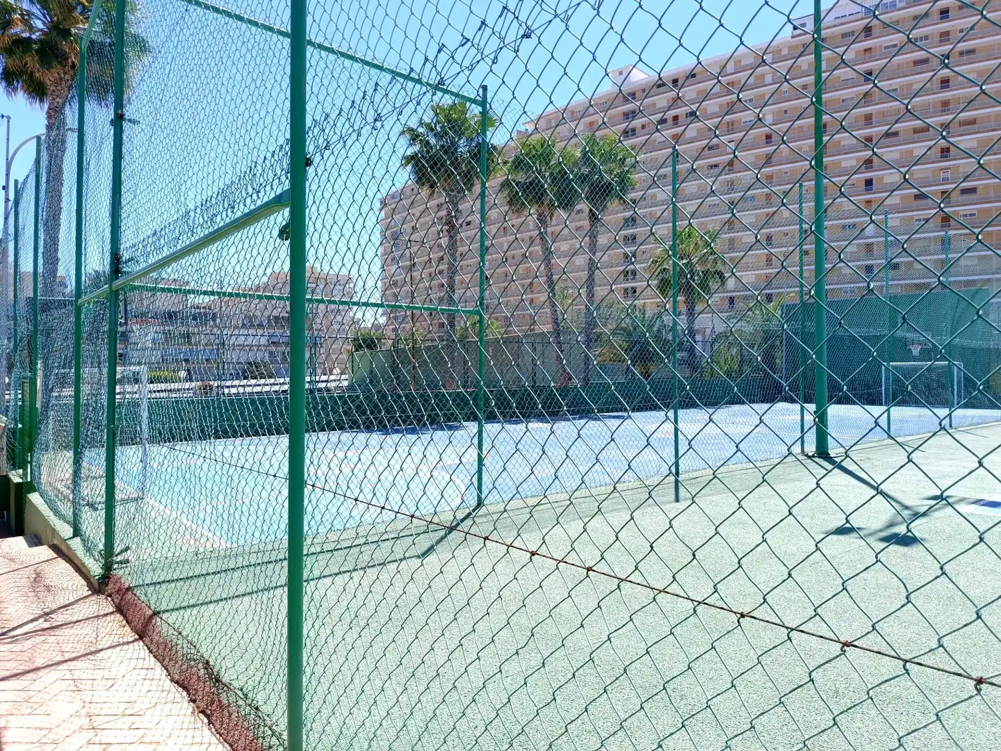 Außenansicht von Wohnungen zum Verkauf in Alicante / Alacant mit Klimaanlage, Heizung und Alarm